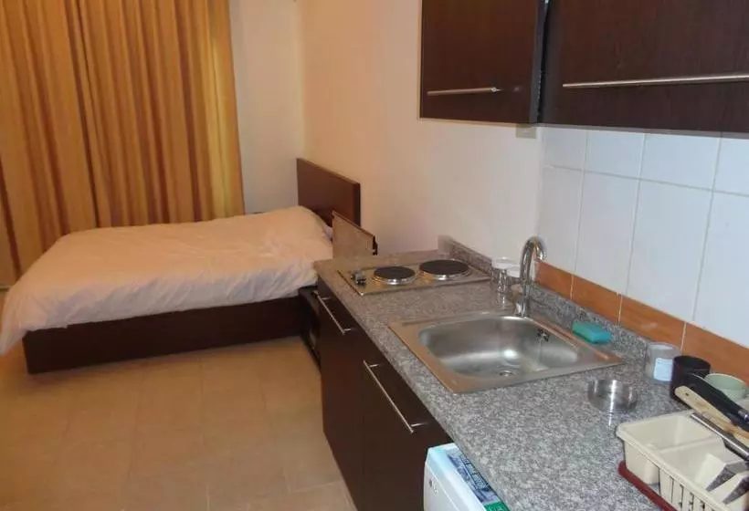 Askadenya Apartments