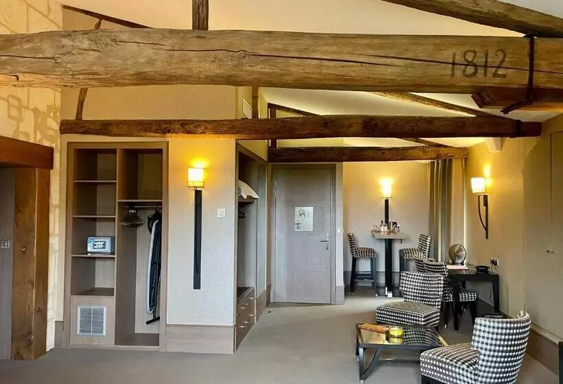 Hotelli Hôtel Au Logis Des Remparts