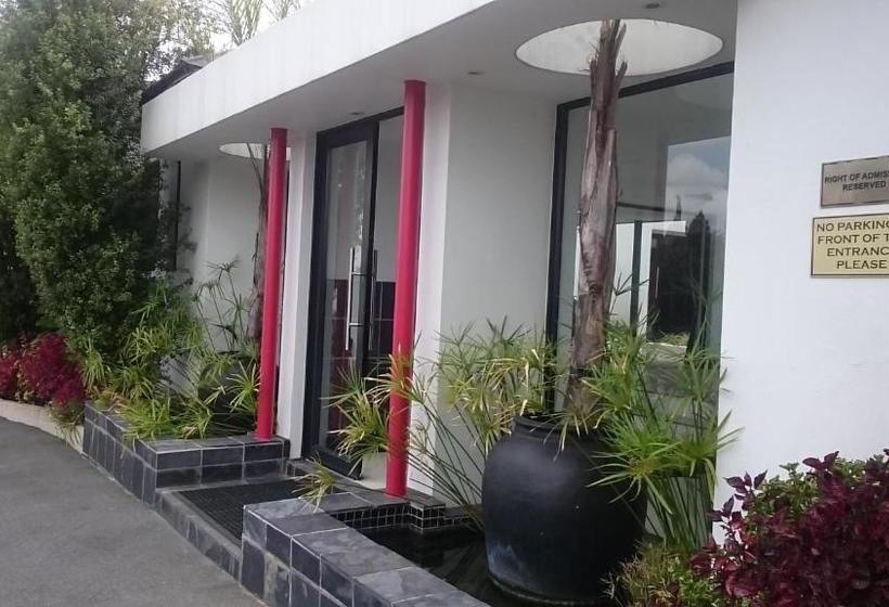 ペンション 21 Kingfisher Guesthouse