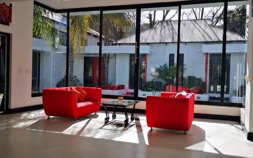 ペンション 21 Kingfisher Guesthouse