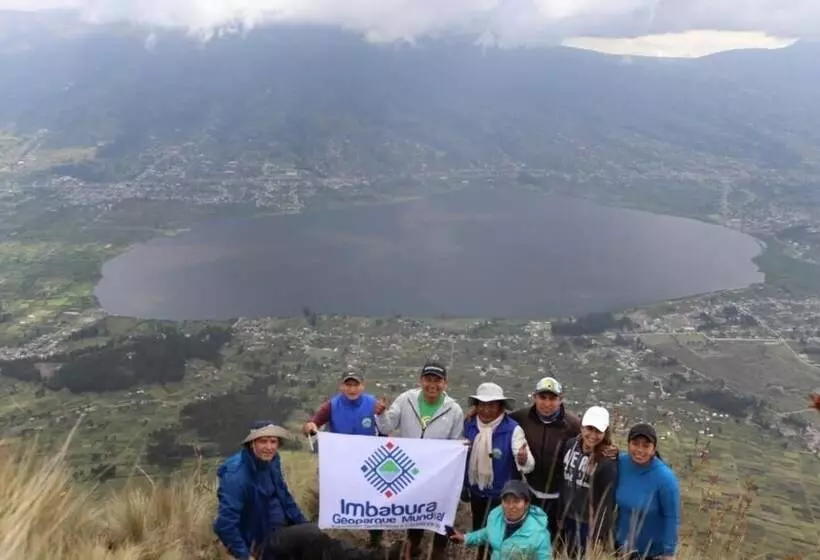 ペンション Hospedaje Campo Lago Y Glamping