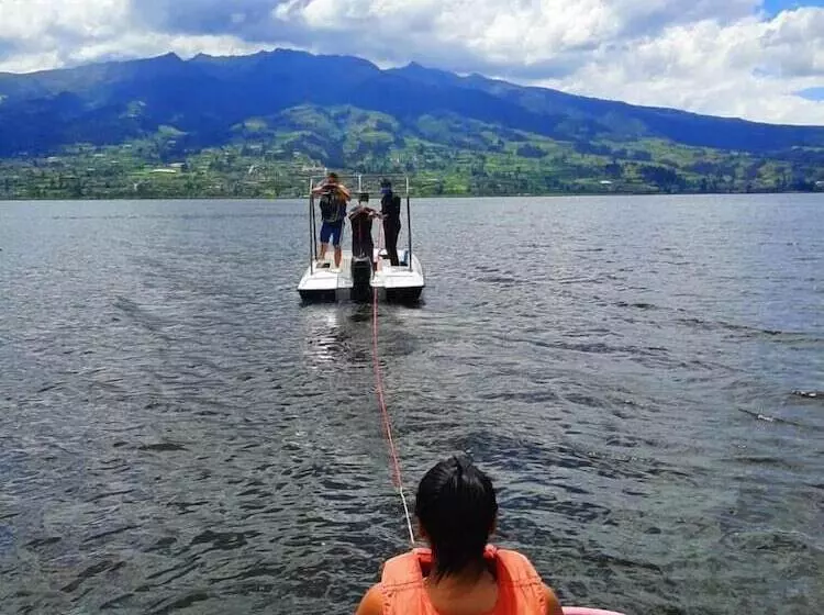 ペンション Hospedaje Campo Lago Y Glamping