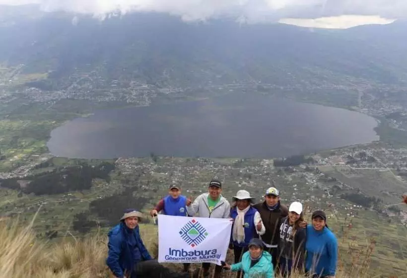 ペンション Hospedaje Campo Lago Y Glamping