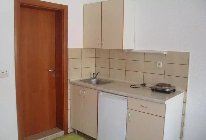 پانسیون Villa Afrodita