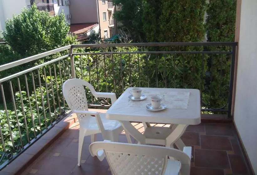 پانسیون Villa Afrodita