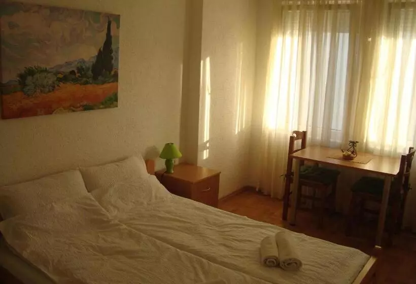 پانسیون Villa Afrodita