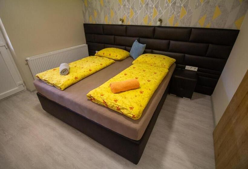 Radics Panzió étterem és Pihenő Központ