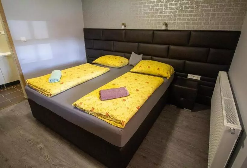 Radics Panzió étterem és Pihenő Központ