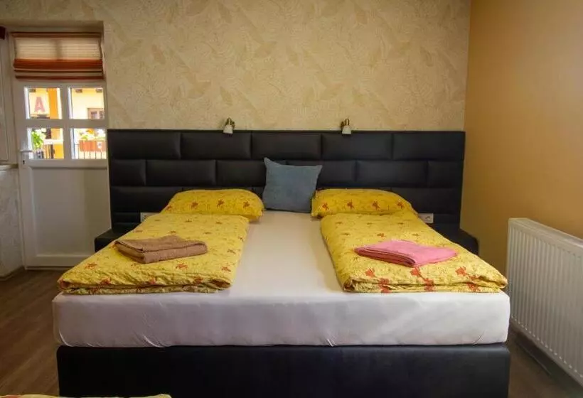 Radics Panzió étterem és Pihenő Központ