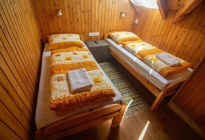 Radics Panzió étterem és Pihenő Központ