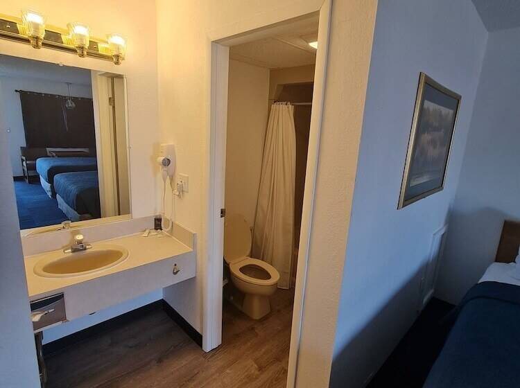 Общежитие Bayside Inn