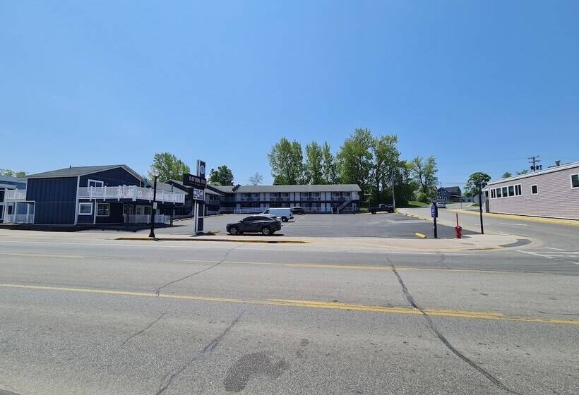 Общежитие Bayside Inn