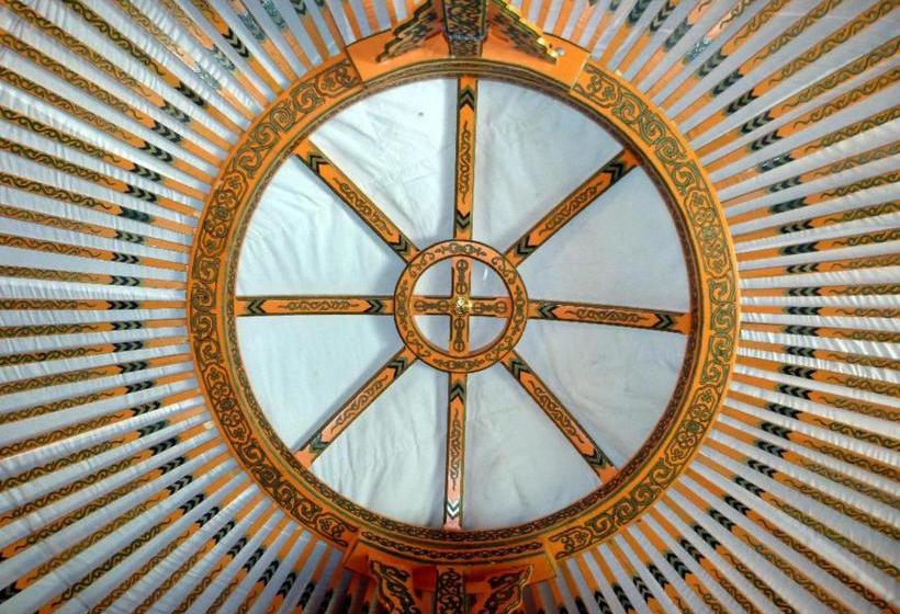 酒店 Wacky Stays   Unique Farm Stay Glamping Rentals, Free Animal Feeding Tours