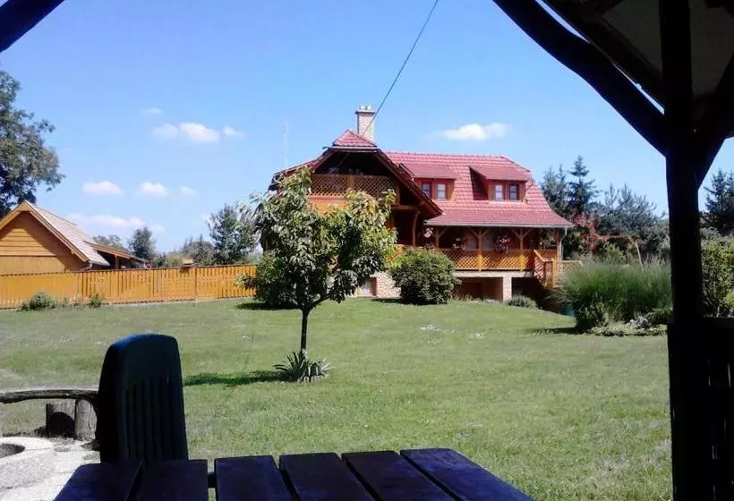 Majatalo Ezerjó ökofogadó