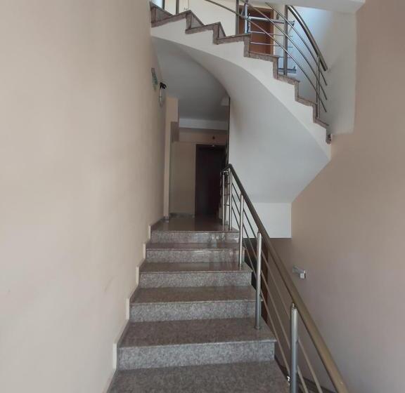 پانسیون Guest House Skalite