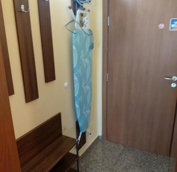 پانسیون Guest House Skalite