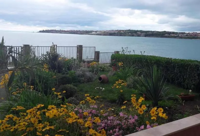 ペンション Guest House Skalite