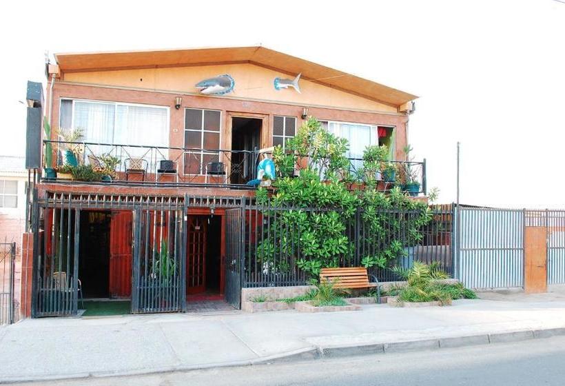 Pension Hostal Inthalassa Caldera