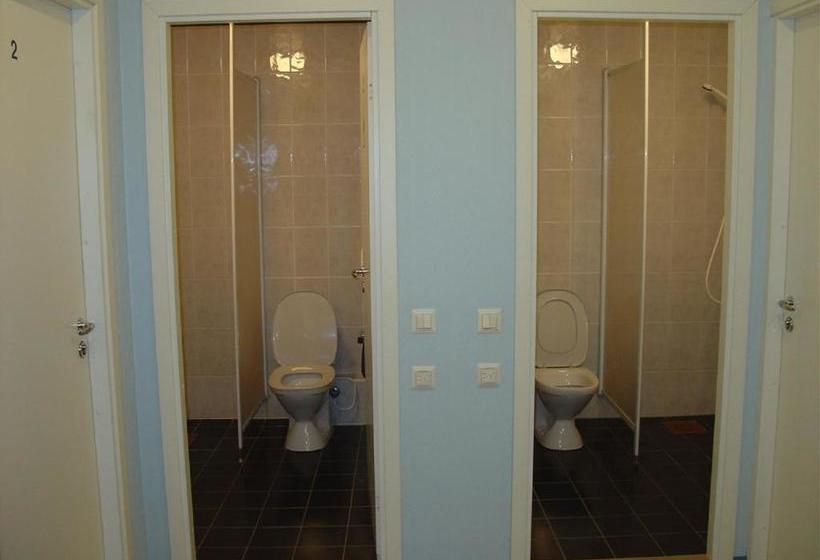 پانسیون Kuressaare Airport Guest House