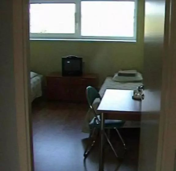 پانسیون Kuressaare Airport Guest House