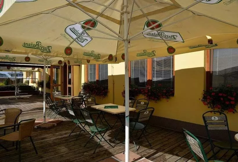 Majatalo Penzion Agrothermal