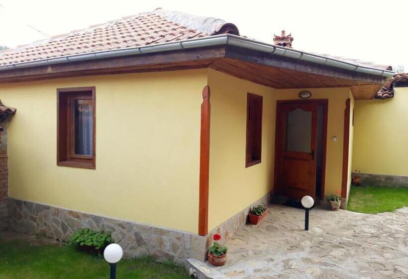 Pensione Sarafova Guest House