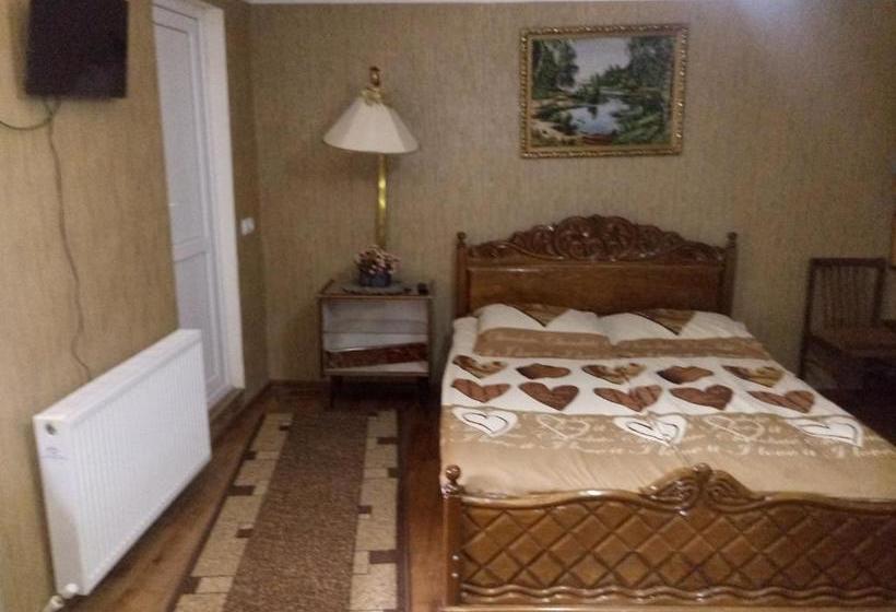 پانسیون Tamar Guest House