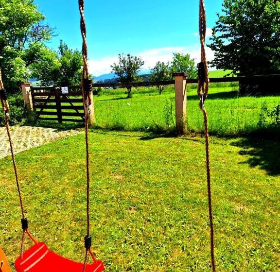 بنسيون Vila Fenix B&b