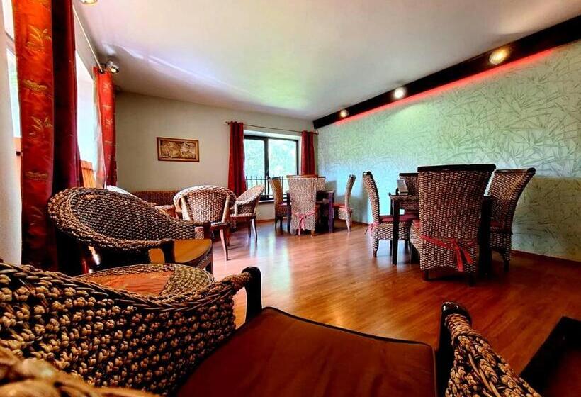 بنسيون Vila Fenix B&b