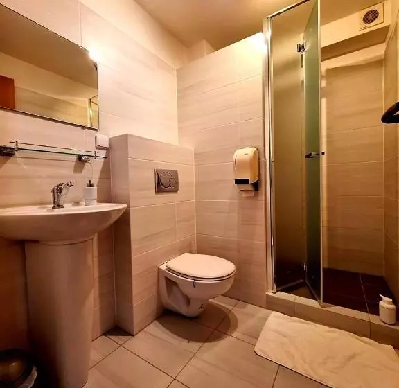 Majatalo Vila Fenix B&b