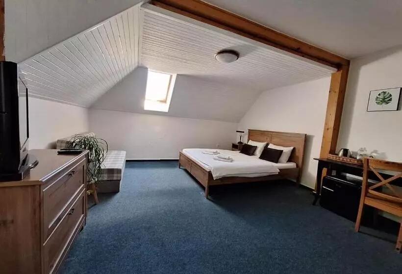 Majatalo Vila Fenix B&b