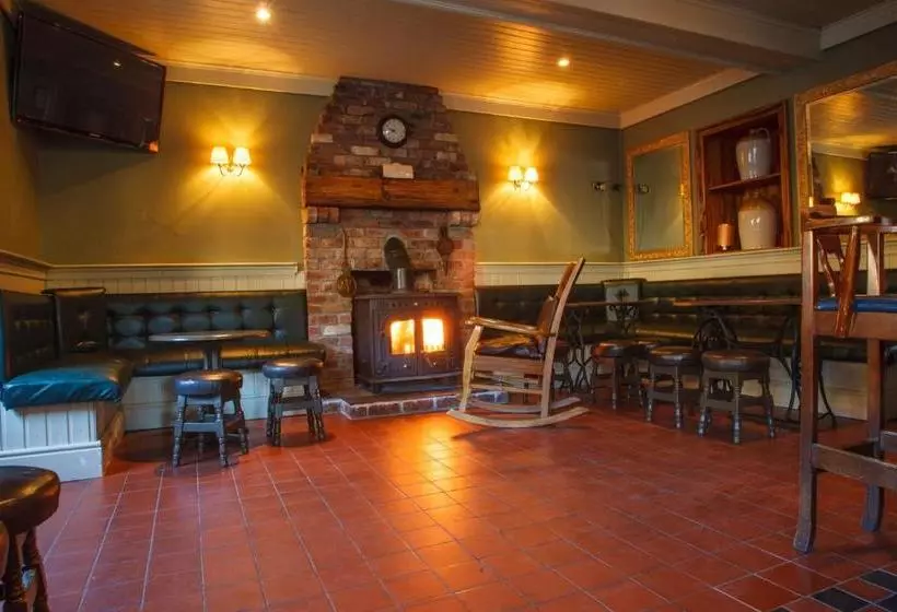 Majatalo Giltraps Townhouse & Glamping