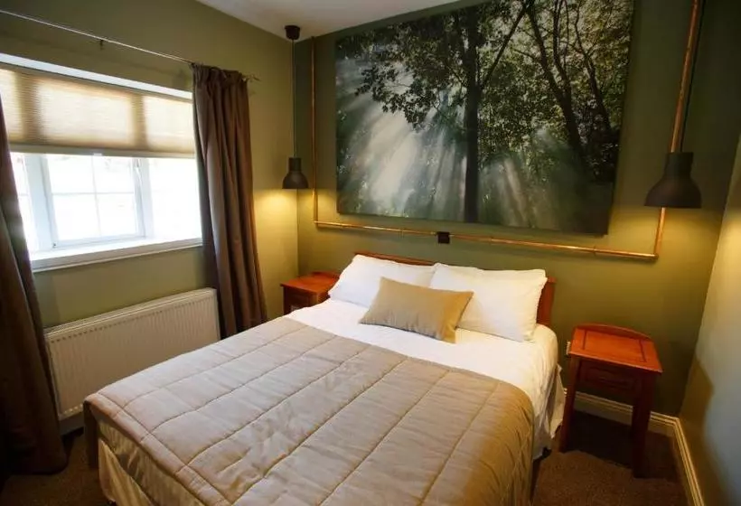 Majatalo Giltraps Townhouse & Glamping