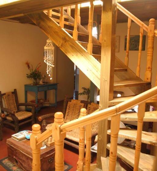 ペンション Hostel Moreno