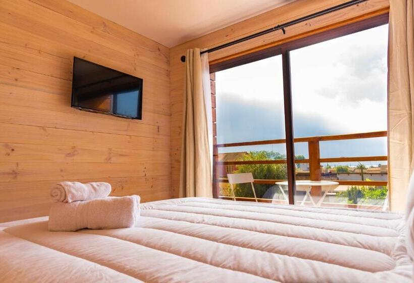 ペンション Hostel Moreno