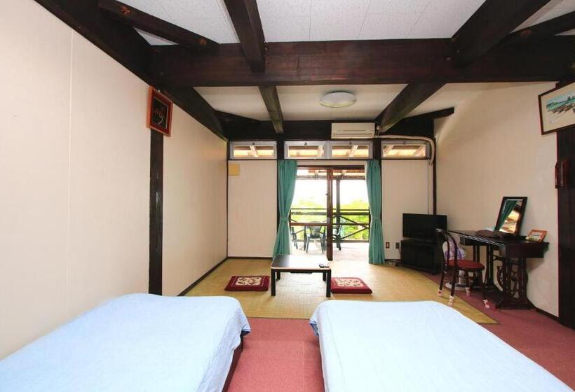 پانسیون Kazenooka