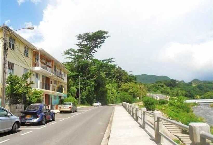 پانسیون Narakiel S Inn