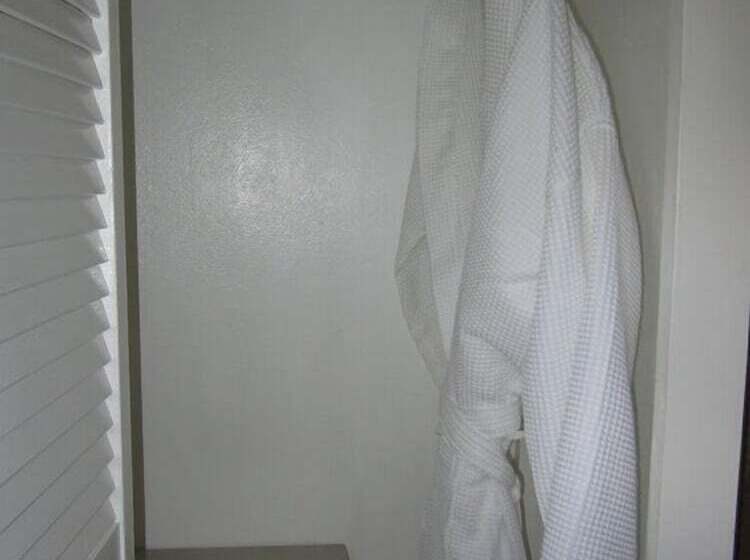 پانسیون Narakiel S Inn