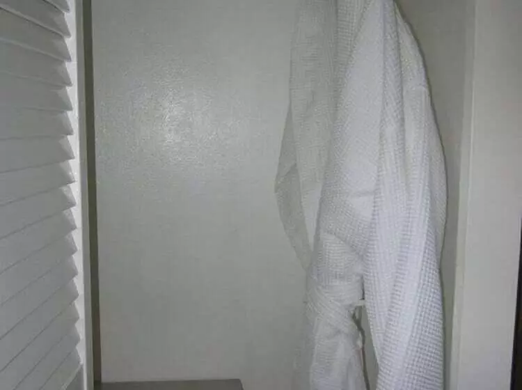 پانسیون Narakiel S Inn