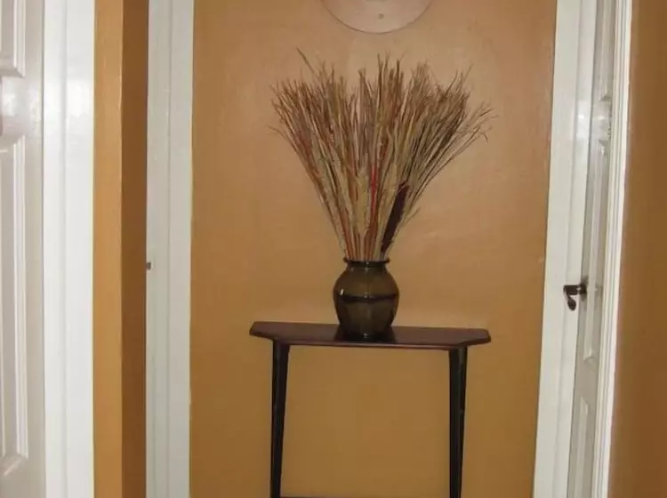 پانسیون Narakiel S Inn