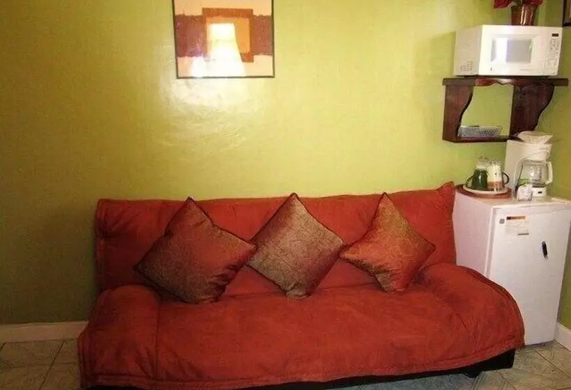 پانسیون Narakiel S Inn