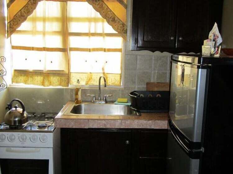 پانسیون Narakiel S Inn