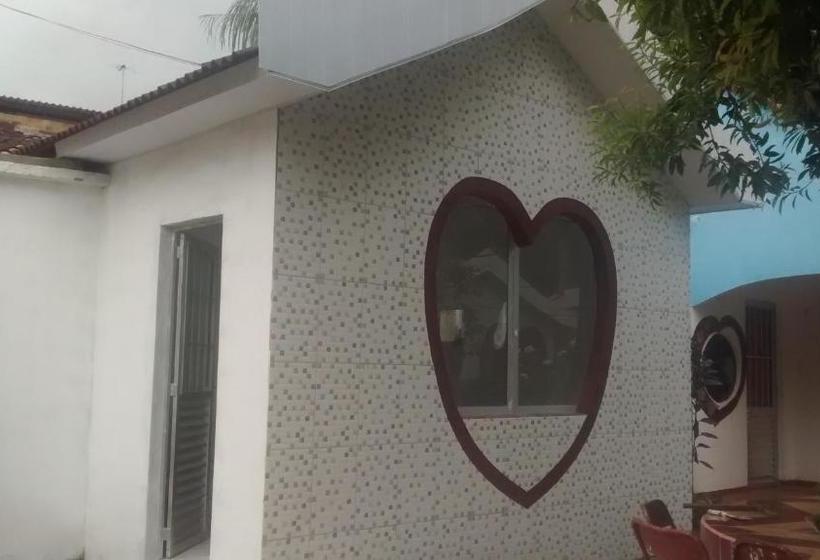 פנסיון Pousada Dos Corações