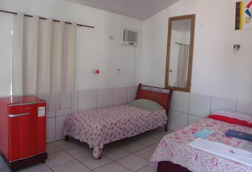 פנסיון Pousada Dos Corações