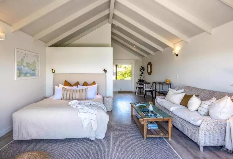 Majatalo The Moorings Studio Apartments