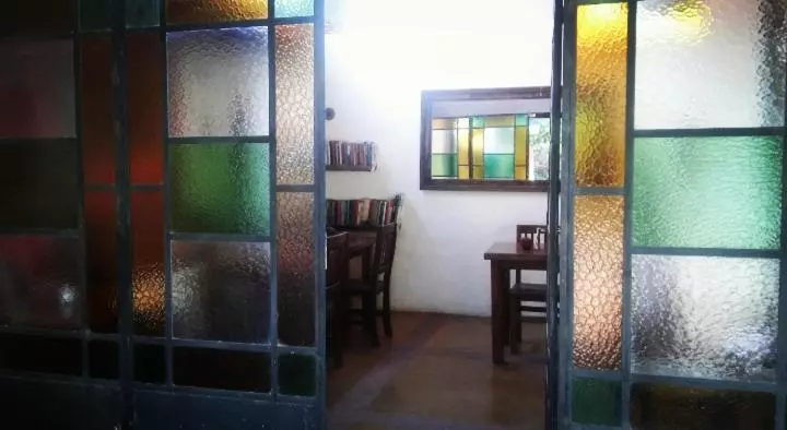 Retkeilymaja Posada Argimon