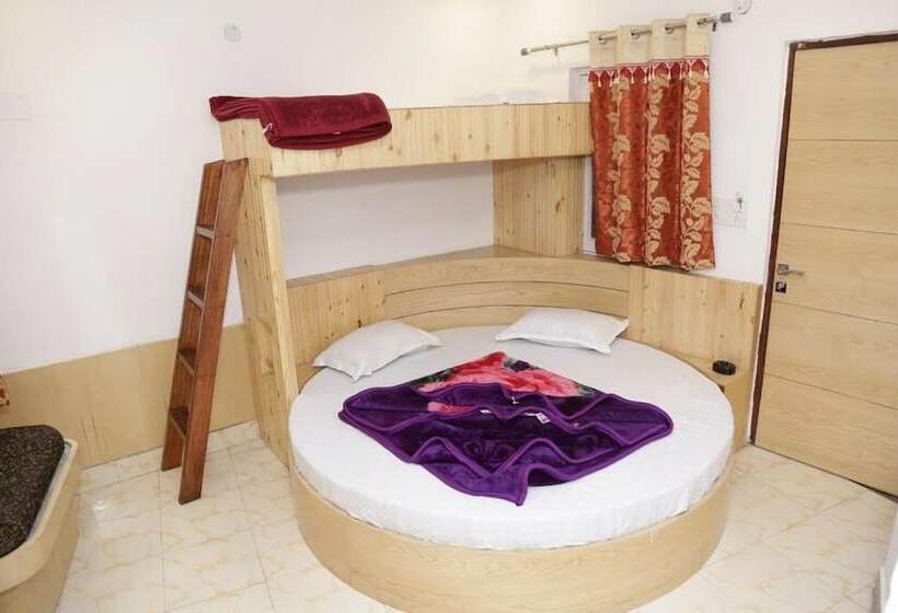 Friends Hostel By Backpackers Heaven New Delhi Railway Station  Paharganj