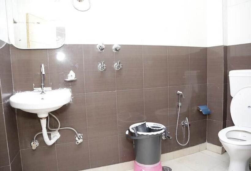 Friends Hostel By Backpackers Heaven New Delhi Railway Station  Paharganj