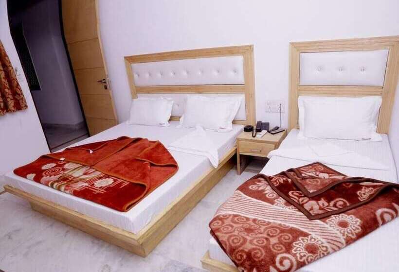 Friends Hostel By Backpackers Heaven New Delhi Railway Station  Paharganj