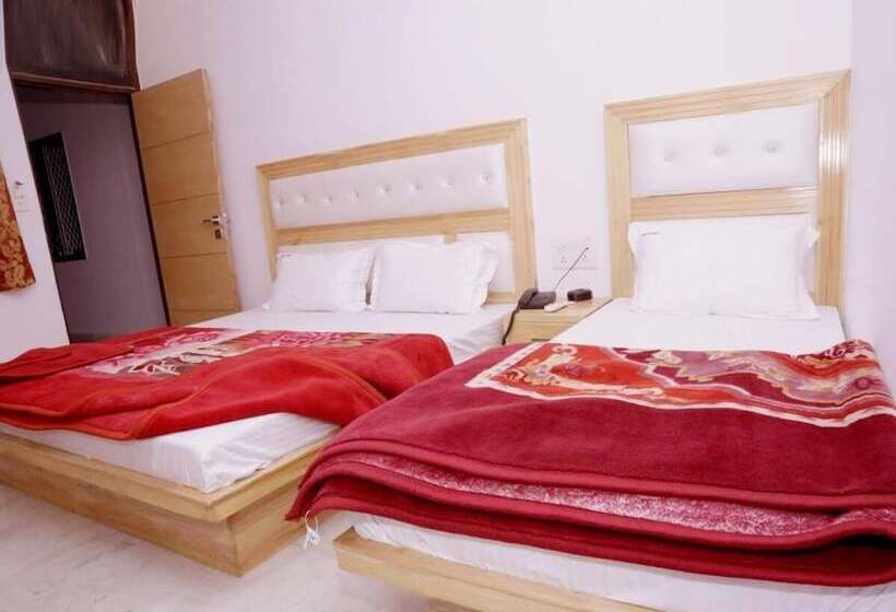 Friends Hostel By Backpackers Heaven New Delhi Railway Station  Paharganj